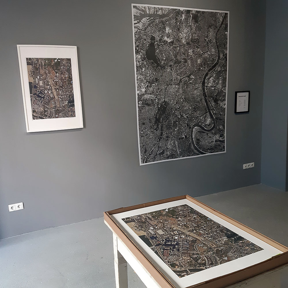 View with small Skate City print in IKEA frame and the Deutsche Stadt